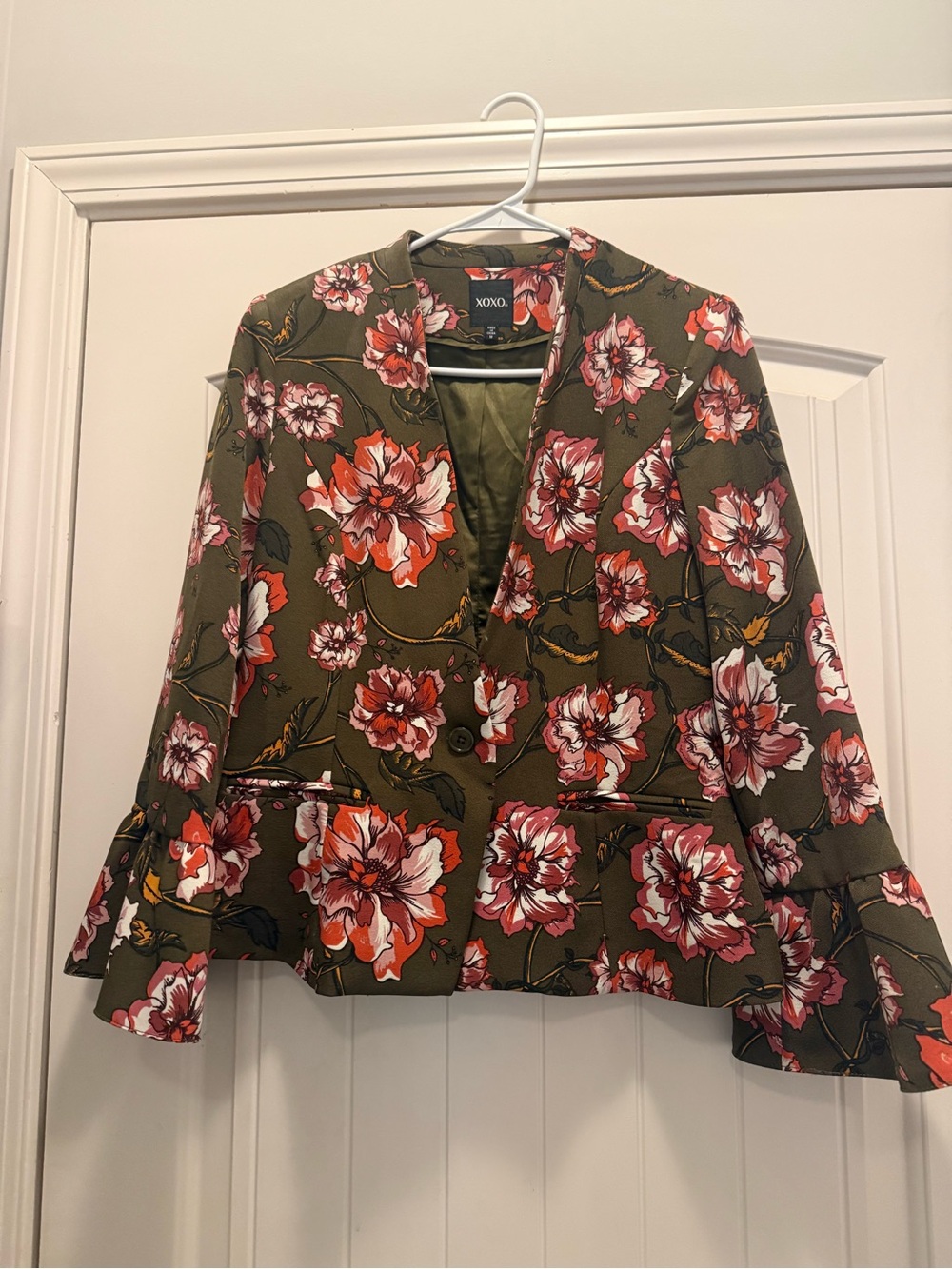XOXO Olive Floral Single-Button Blazer Top